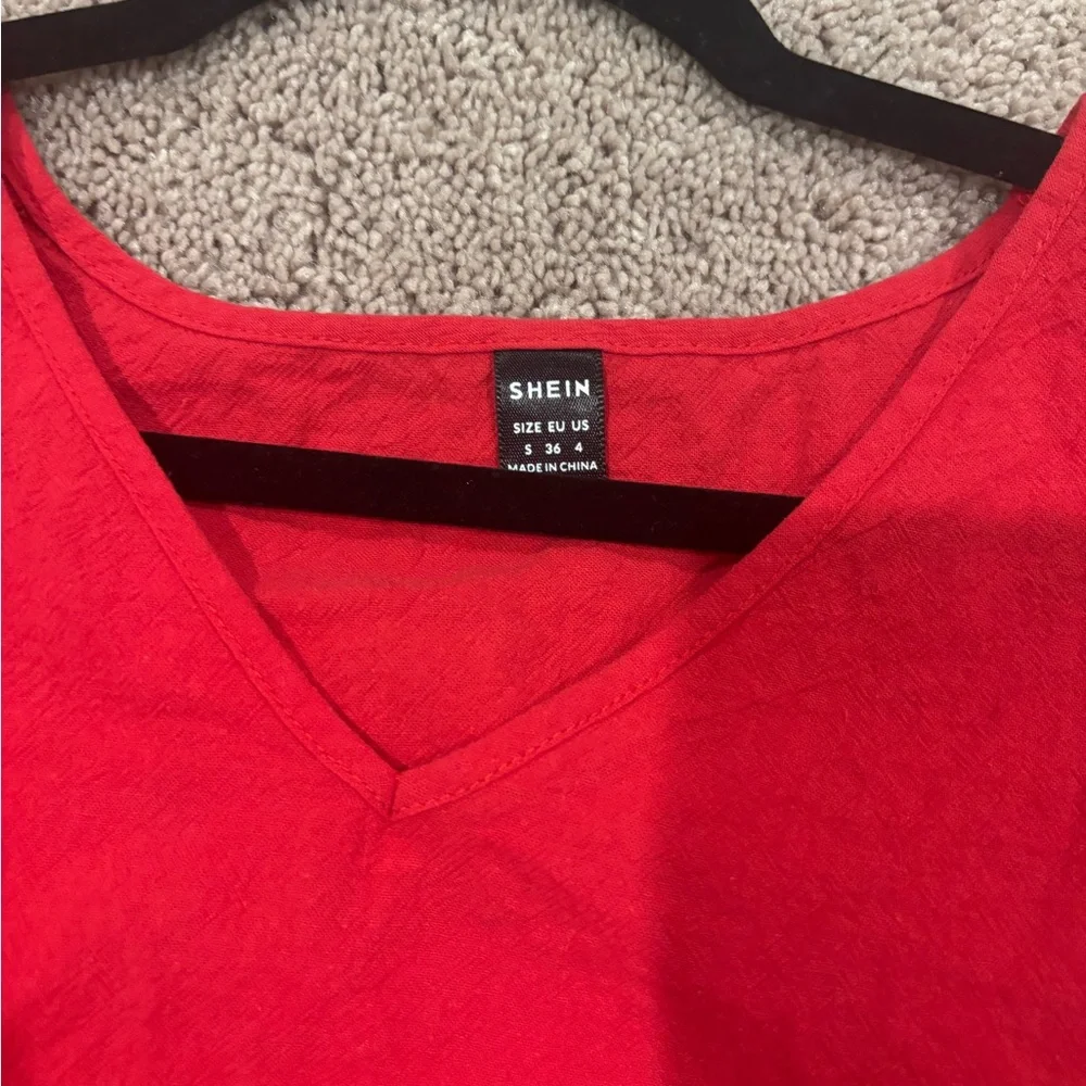 Red Ruffle Sleeve Top! ❤️ - Picture 4 of 6